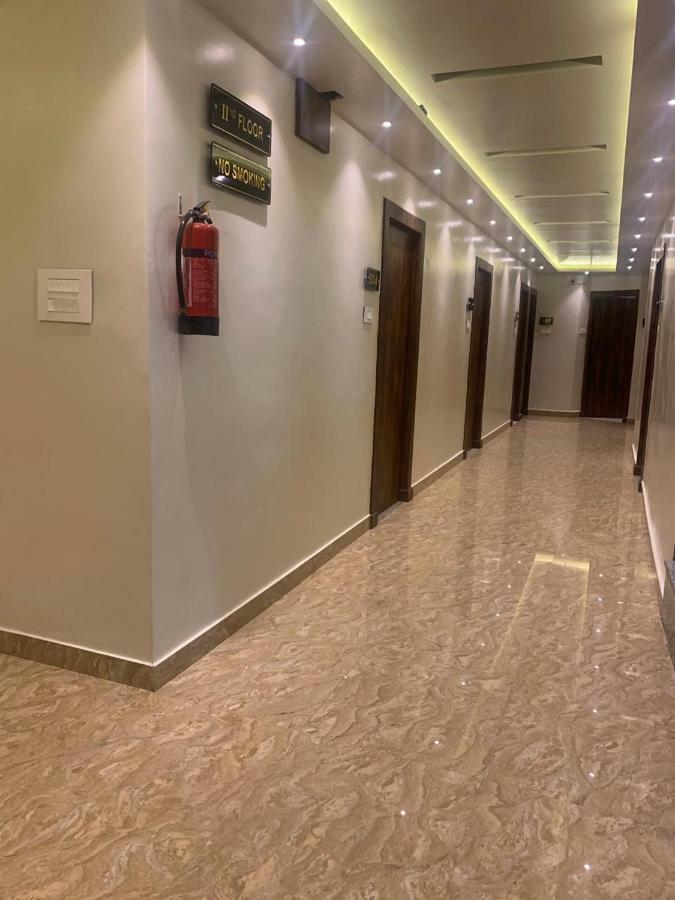 Hotel MMK Kanpur Exterior foto